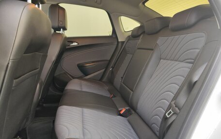 Opel Astra J, 2012 год, 899 000 рублей, 15 фотография