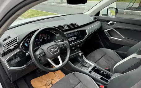 Audi Q3, 2022 год, 2 410 000 рублей, 7 фотография