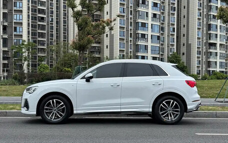 Audi Q3, 2022 год, 2 410 000 рублей, 5 фотография