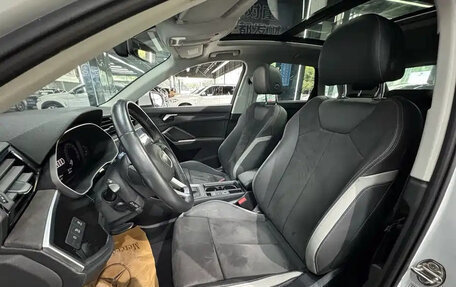 Audi Q3, 2022 год, 2 410 000 рублей, 9 фотография