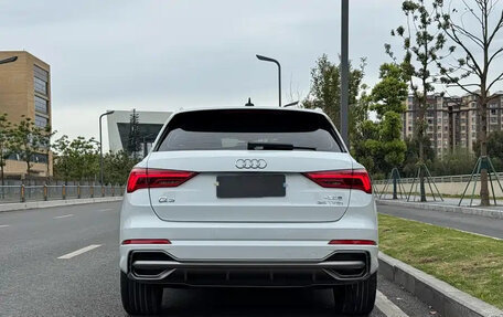 Audi Q3, 2022 год, 2 410 000 рублей, 4 фотография