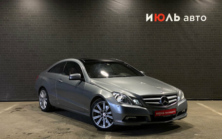 Mercedes-Benz E-Класс, 2010 год, 1 330 000 рублей, 3 фотография