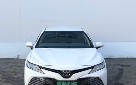 Toyota Camry, 2019 год, 1 925 000 рублей, 2 фотография