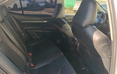 Toyota Camry, 2019 год, 1 925 000 рублей, 11 фотография