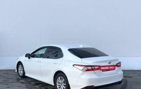 Toyota Camry, 2019 год, 1 925 000 рублей, 7 фотография