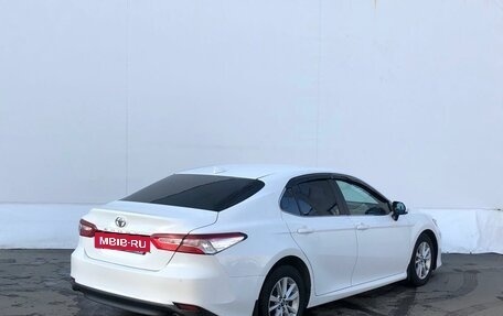 Toyota Camry, 2019 год, 1 925 000 рублей, 5 фотография