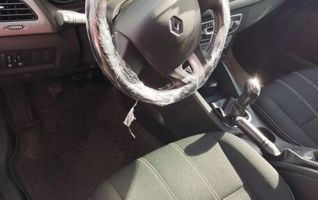 Renault Megane III, 2013 год, 650 000 рублей, 20 фотография