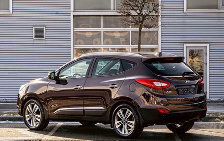 Hyundai ix35 I рестайлинг, 2015 год, 1 095 000 рублей, 4 фотография