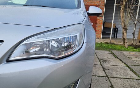 Opel Astra J, 2012 год, 800 000 рублей, 3 фотография