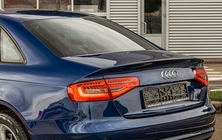 Audi A4, 2015 год, 1 155 000 рублей, 10 фотография