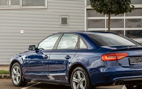 Audi A4, 2015 год, 1 155 000 рублей, 9 фотография