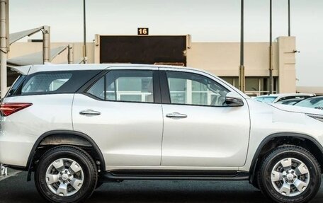 Toyota Fortuner II, 2025 год, 5 050 000 рублей, 5 фотография