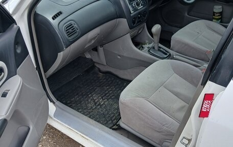 Mazda Familia, 2002 год, 225 000 рублей, 7 фотография