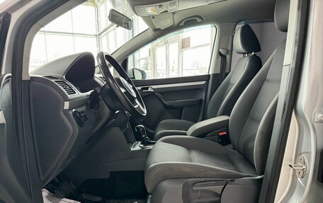 Volkswagen Touran III, 2010 год, 749 000 рублей, 8 фотография