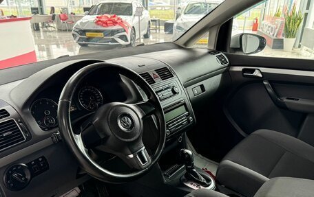 Volkswagen Touran III, 2010 год, 749 000 рублей, 9 фотография