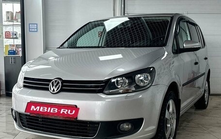 Volkswagen Touran III, 2010 год, 749 000 рублей, 2 фотография