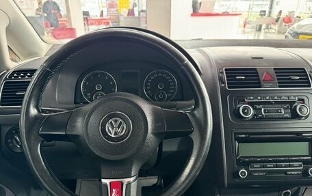 Volkswagen Touran III, 2010 год, 749 000 рублей, 16 фотография