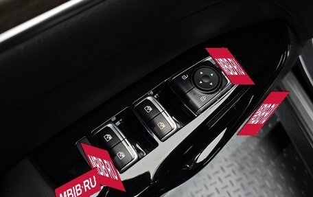 KIA K5, 2021 год, 2 220 000 рублей, 20 фотография