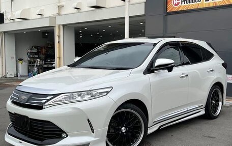 Toyota Harrier, 2020 год, 2 300 000 рублей, 3 фотография