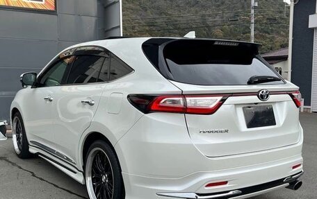 Toyota Harrier, 2020 год, 2 300 000 рублей, 4 фотография