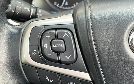 Toyota Harrier, 2020 год, 2 300 000 рублей, 15 фотография