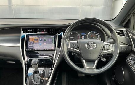 Toyota Harrier, 2020 год, 2 300 000 рублей, 13 фотография