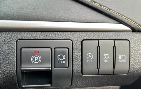 Toyota Harrier, 2020 год, 2 300 000 рублей, 22 фотография