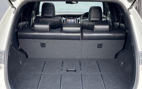 Toyota Harrier, 2020 год, 2 300 000 рублей, 34 фотография