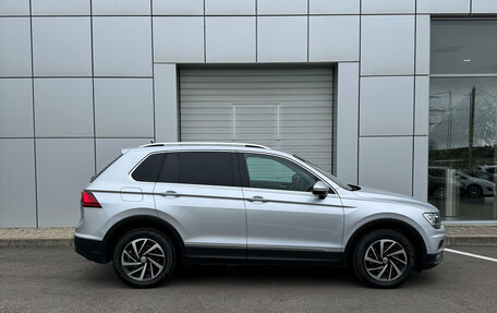 Volkswagen Tiguan II, 2018 год, 2 400 000 рублей, 6 фотография