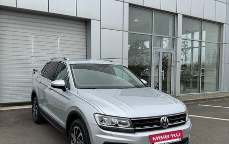 Volkswagen Tiguan II, 2018 год, 2 400 000 рублей, 7 фотография
