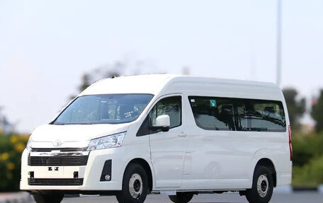 Toyota HiAce H300, 2026 год, 7 000 000 рублей, 1 фотография