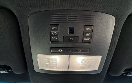 Toyota Harrier, 2020 год, 2 300 000 рублей, 26 фотография