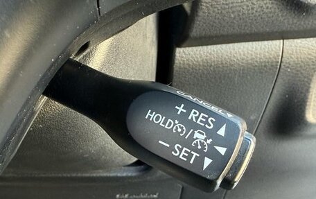 Toyota Harrier, 2020 год, 2 300 000 рублей, 25 фотография