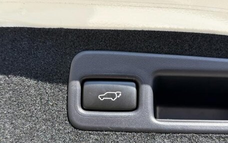 Toyota Harrier, 2020 год, 2 300 000 рублей, 33 фотография