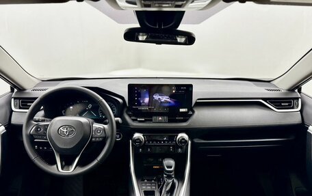 Toyota RAV4, 2025 год, 4 700 000 рублей, 18 фотография