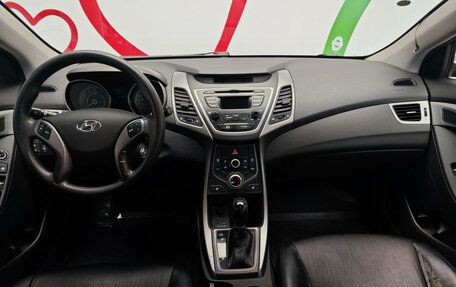 Hyundai Elantra V, 2015 год, 950 000 рублей, 9 фотография