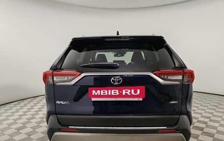 Toyota RAV4, 2025 год, 6 390 000 рублей, 7 фотография