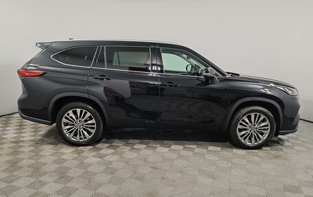 Toyota Highlander, 2025 год, 6 150 000 рублей, 8 фотография