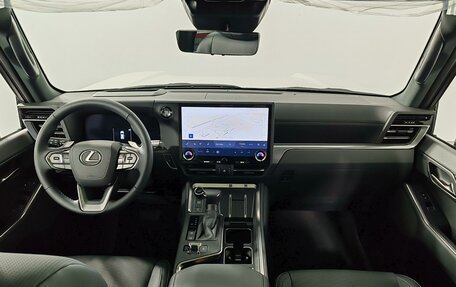 Lexus GX, 2026 год, 18 000 000 рублей, 14 фотография