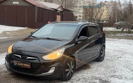 Hyundai Solaris II рестайлинг, 2014 год, 560 000 рублей, 2 фотография