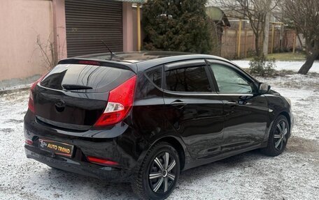 Hyundai Solaris II рестайлинг, 2014 год, 560 000 рублей, 3 фотография