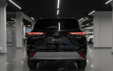 Toyota Highlander, 2025 год, 5 190 000 рублей, 6 фотография