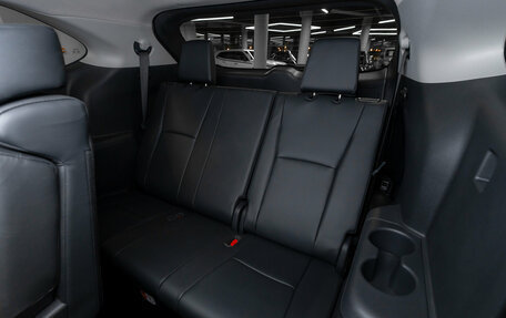 Toyota Highlander, 2025 год, 5 190 000 рублей, 15 фотография