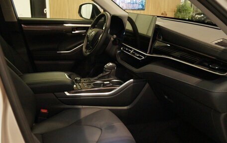 Toyota Highlander, 2025 год, 5 600 000 рублей, 11 фотография