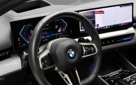 BMW 5 серия, 2024 год, 8 490 000 рублей, 12 фотография