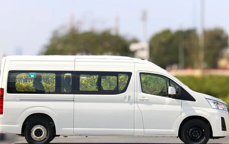 Toyota HiAce H300, 2026 год, 7 000 000 рублей, 2 фотография