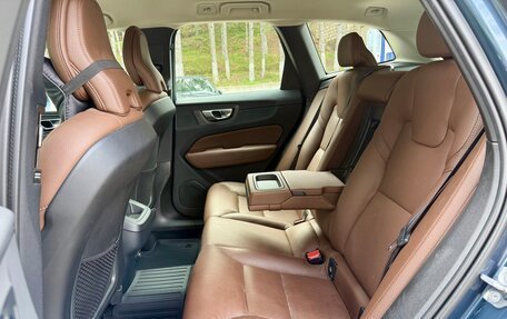 Volvo XC60 II, 2019 год, 4 600 000 рублей, 8 фотография