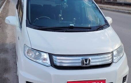Honda Freed I, 2012 год, 1 124 000 рублей, 1 фотография