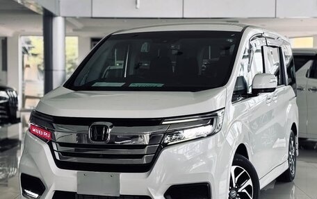 Honda Stepwgn IV, 2022 год, 2 230 000 рублей, 1 фотография