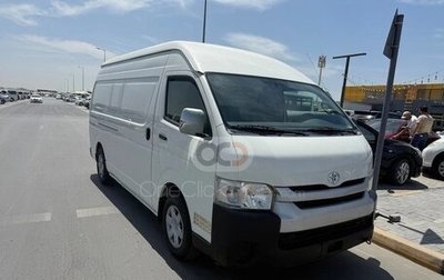 Toyota HiAce H200, 2015 год, 2 900 000 рублей, 1 фотография